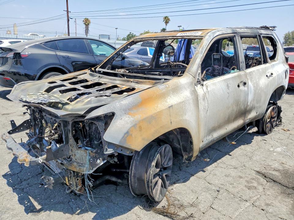 2014 Lexus Gx 460 VIN JTJBM7FX7E5067373 COPART salvage auction — BURN, CA - NON-REVIVABLE ACQUISITION, sold $400 on 2026-07-23 (photo 1)