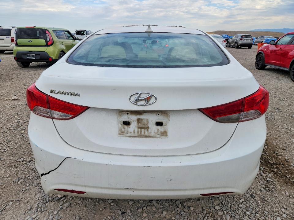 2012 Hyundai Elantra VIN 5NPDH4AE0CH107732 COPART salvage auction — NORMAL WEAR, Ca - Salvage Certificate, sold $150 on 2026-09-29 (photo 6)