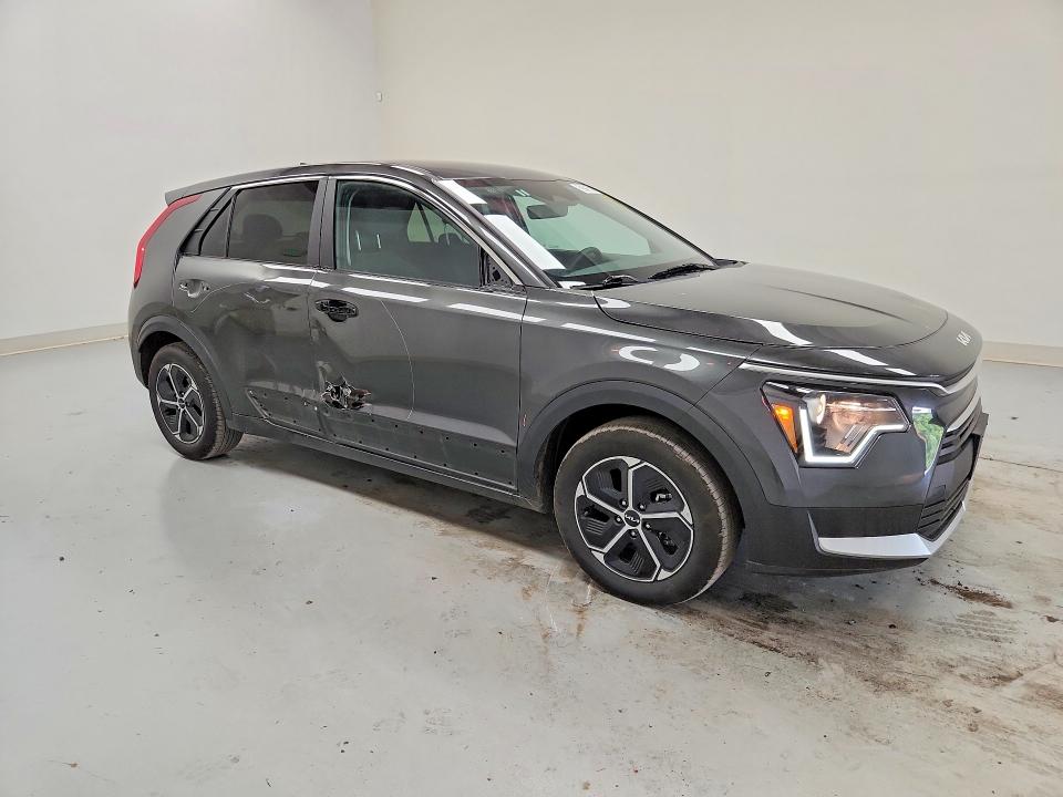 2026 Kia Niro VIN KNDCP3LEXT5318913 COPART salvage auction — SIDE, Va - Certificate Of Title, sold $12,200 on 2026-07-20 (photo 4)