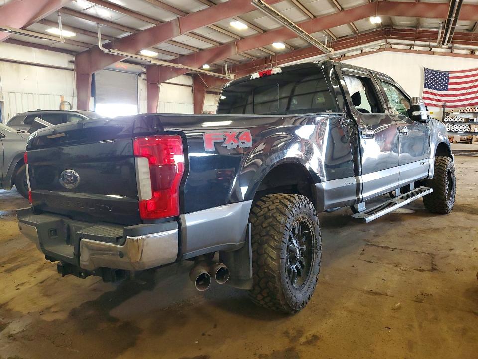 2019 Ford F350 VIN 1FT8W3BT5KEG28913 COPART salvage auction — ROLLOVER, Salvage Title, sold $8,000 on 2026-07-31 (photo 3)