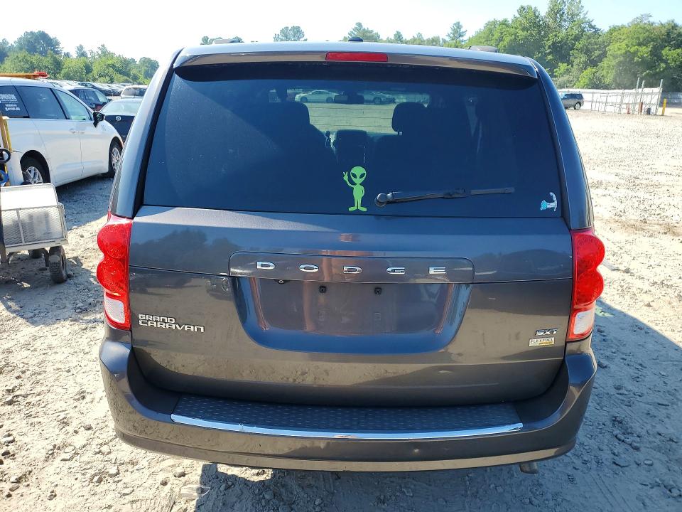 2019 Dodge Grand caravan VIN 2C4RDGCG3KR777102 COPART salvage auction — MINOR DENT/SCRATCHES, Ri - Certificate Of Title, sold $500 on 2026-08-03 (photo 6)
