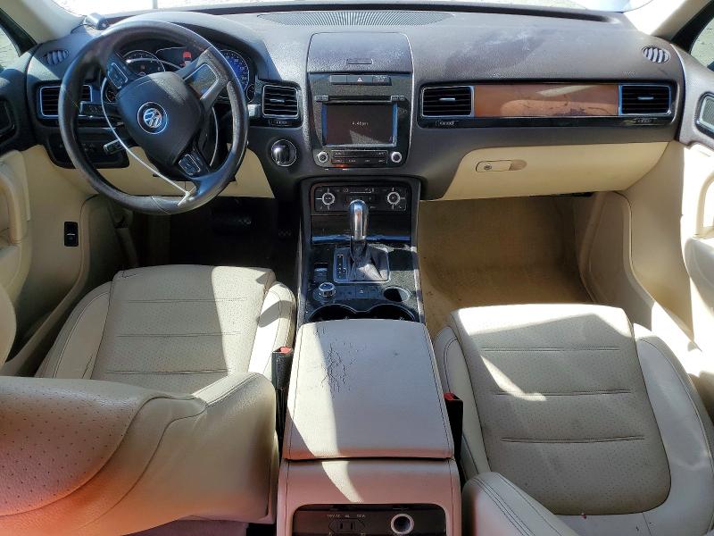 2012 Volkswagen Touareg VIN WVGEF9BP4CD007755 COPART salvage auction — FRONT END, Ca - Dis/Dlr/Exp Only Clean Title, sold $1,000 on 2026-07-20 (photo 8)