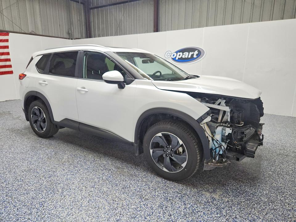 2025 Nissan Rogue VIN JN8BT3BA4SW005956 COPART salvage auction — FRONT END, TX - CERTIFICATE OF TITLE (P), sold $12,900 on 2026-07-15 (photo 4)