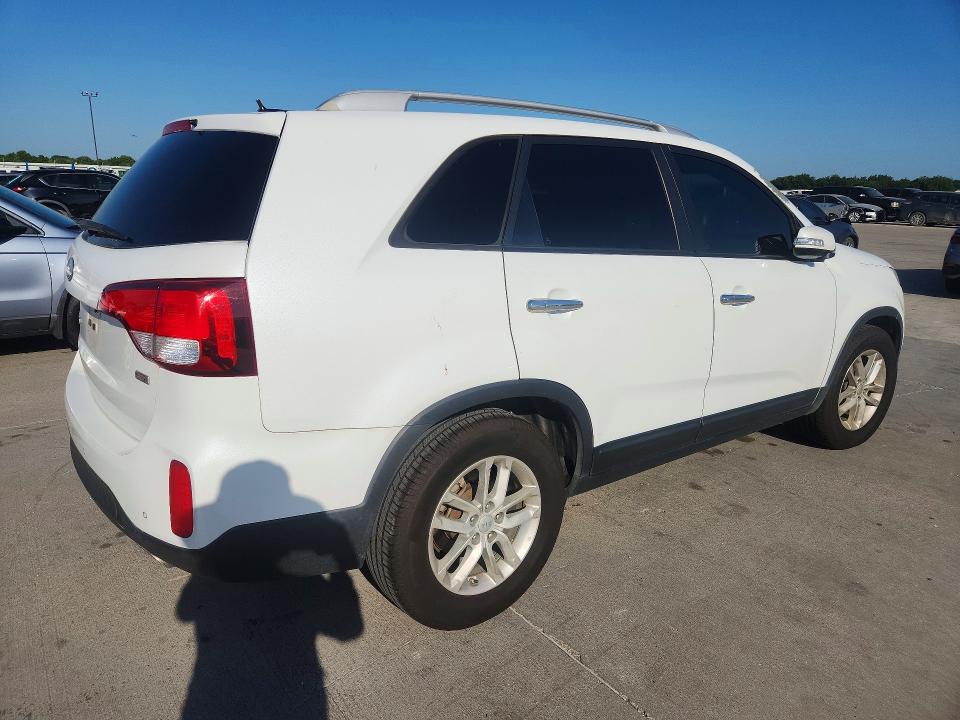 2014 Kia Sorento VIN 5XYKT3A66EG475738 COPART salvage auction — MINOR DENT/SCRATCHES, Tx - Certificate Of Title (P), sold $900 on 2026-07-18 (photo 3)