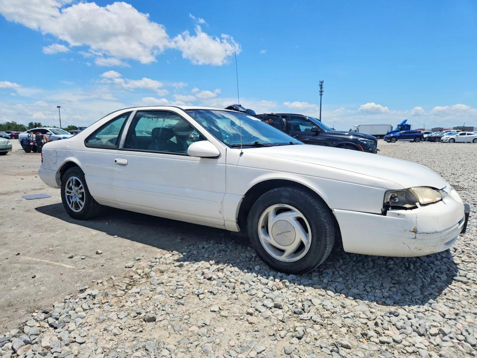 1996 Ford Thunderbird VIN 1FALP62W4TH154400 COPART salvage auction — FRONT END, Fl - Certificate Of Title (P), sold $400 on 2026-07-08 (photo 4)