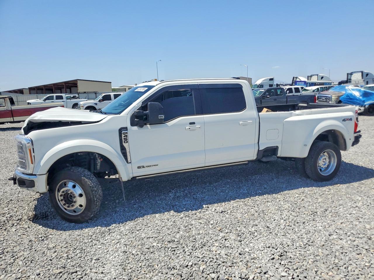 2025 Ford F-450 Super Duty VIN 1FT8W4DT5SED24032 — COPART salvage auction photo