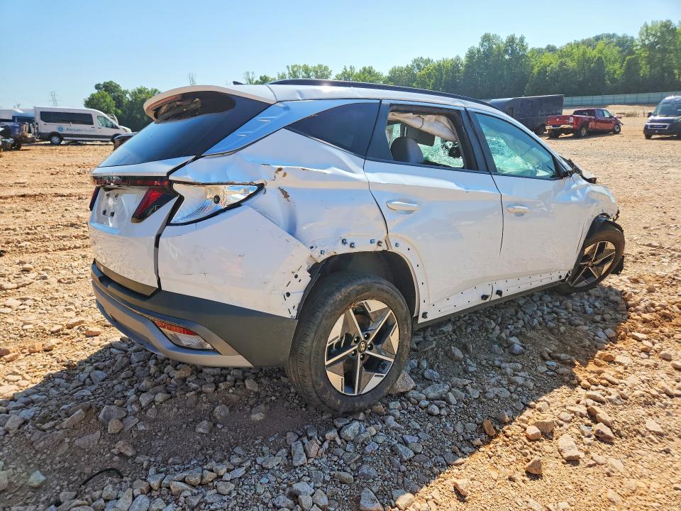 2025 Hyundai Tucson VIN 5NMJB3DEXSH508016 COPART salvage auction — FRONT END, Fl - Dlr Only Cert Of Destruction (P), sold $650 on 2026-07-27 (photo 3)