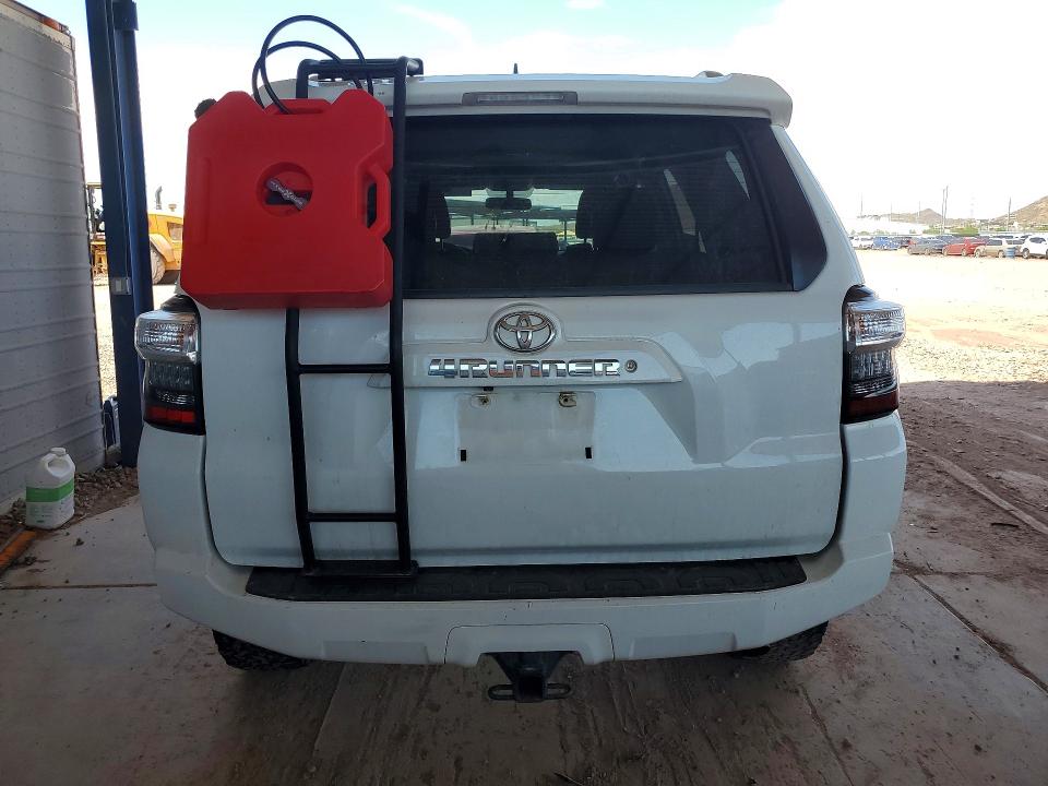 2018 Toyota 4runner VIN JTEZU5JR4J5174546 COPART salvage auction — MINOR DENT/SCRATCHES, AZ - DEALER ONLY CLEAN TITLE (P), sold $12,800 on 2026-07-28 (photo 6)
