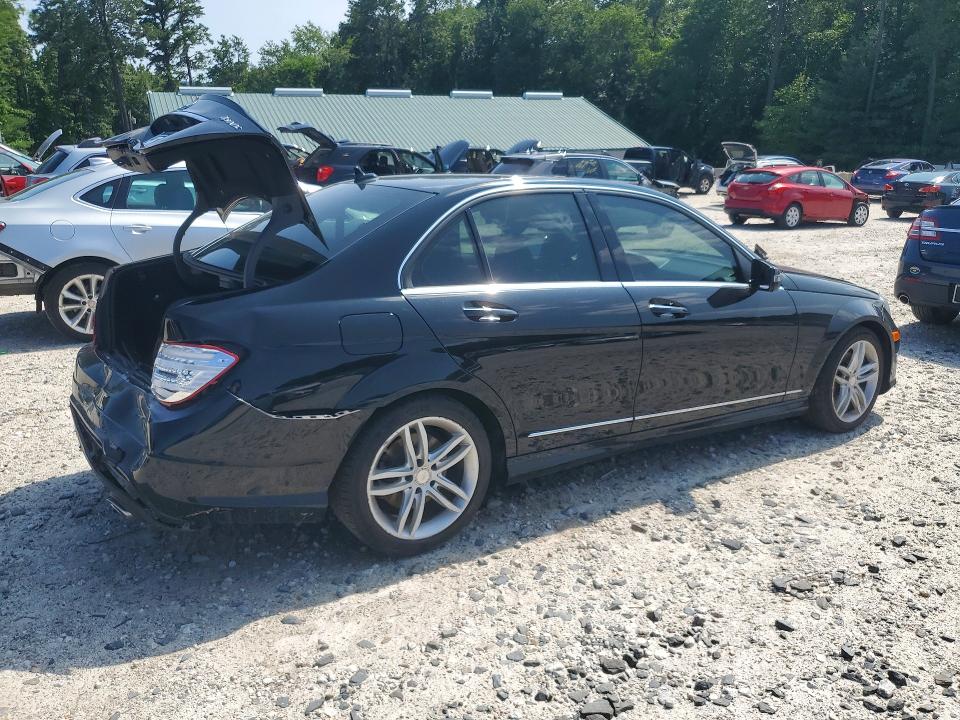 2014 Mercedes-benz C-klasse VIN WDDGF8AB2EG160185 COPART salvage auction — REAR END, In - Cert Of Title - Rebuilt Vehicl, sold $2,700 on 2026-08-12 (photo 3)