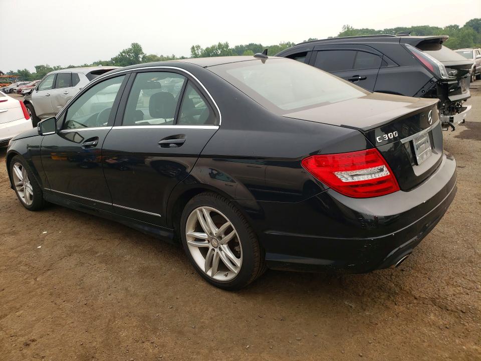 2013 Mercedes-benz C-klasse VIN WDDGF8AB8DR299661 COPART salvage auction — MINOR DENT/SCRATCHES, Ct - Certificate Of Title, sold $1,450 on 2026-07-28 (photo 2)