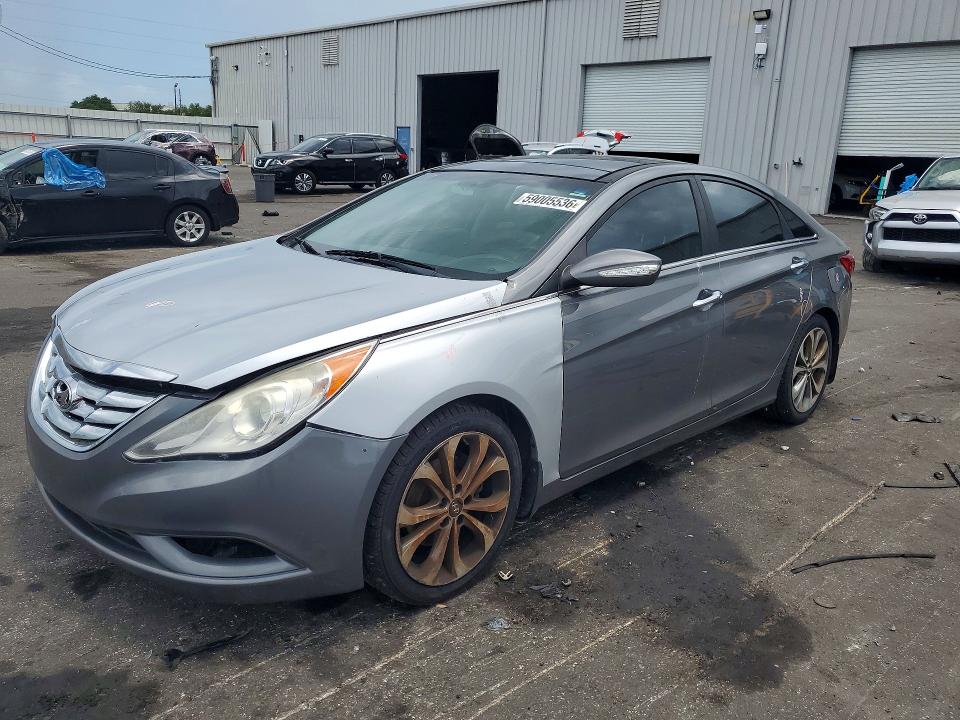 2013 Hyundai Sonata VIN 5NPEC4AB2DH650168 COPART salvage auction — SIDE, Fl - Cert Of Title Slvg Rebuildable, sold $800 on 2026-07-15 (photo 1)