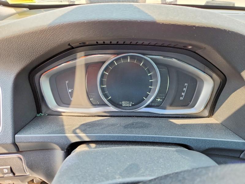 2017 Volvo V60 VIN YV140MEK9H1333302 COPART salvage auction — REAR END, NY - MV-907A SALVAGE CERTIFICATE, sold $225 on 2026-08-03 (photo 9)