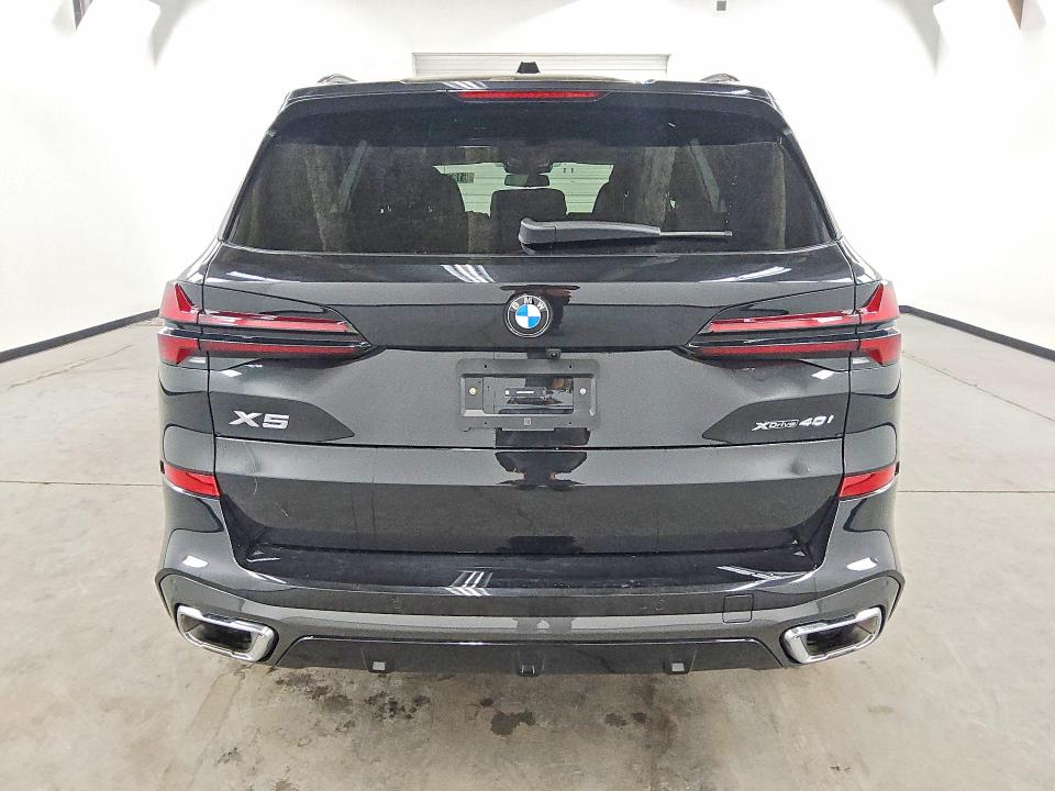2026 BMW VIN 5UX23EU06T9387241 COPART salvage auction — FRONT END, IL - CERTIFICATE OF TITLE, sold $7,700 on 2026-07-29 (photo 6)