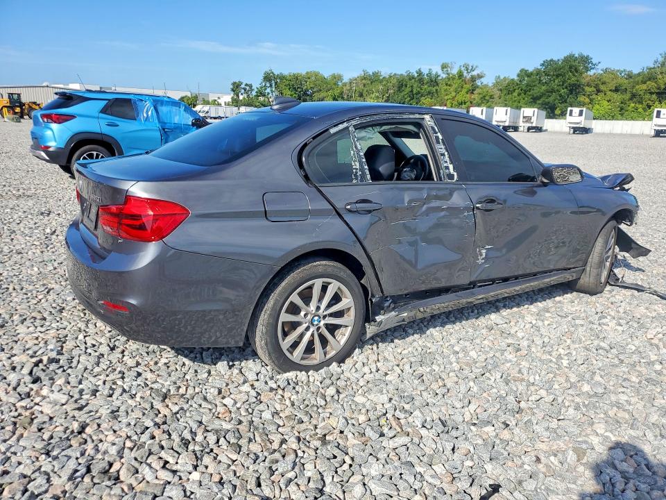 2018 BMW 3er VIN WBA8A9C59JAD28007 COPART salvage auction — FRONT END, Fl - Cert Of Title Slvg Rebuildable, sold $650 on 2026-08-12 (photo 3)