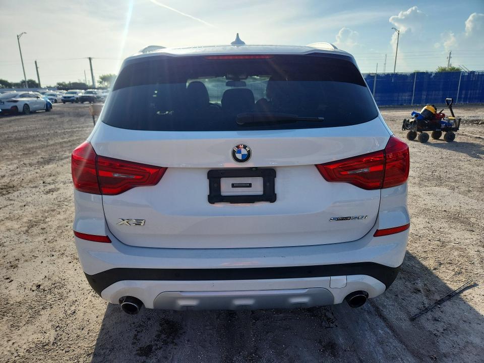 2019 BMW X3 VIN 5UXTR7C51KLF27065 COPART salvage auction — MINOR DENT/SCRATCHES, Fl - Certificate Of Title (P), sold $8,000 on 2026-09-03 (photo 6)