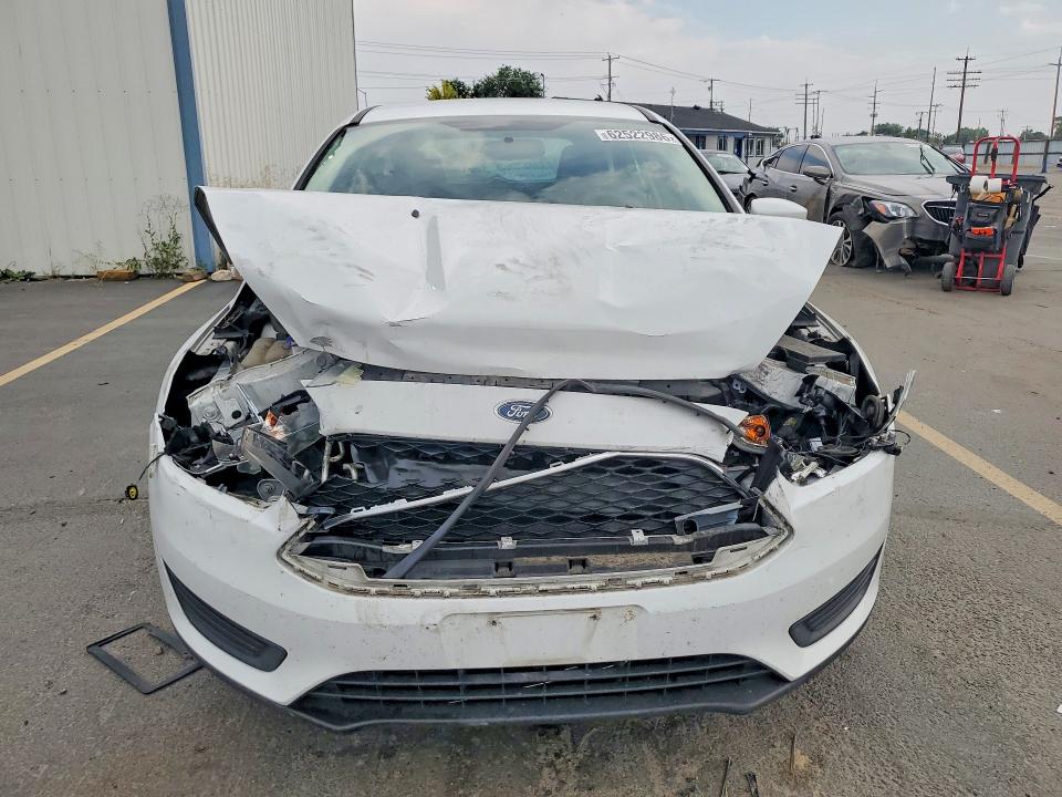 2015 Ford Focus VIN 1FADP3K28FL220531 COPART salvage auction — FRONT END, Id - Salvage Certificate Of Title, sold $399 on 2026-08-15 (photo 5)