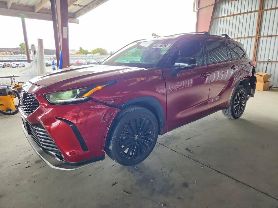 2024 Toyota Highlander VIN 5TDKDRBH0RS550944 — COPART salvage auction photo