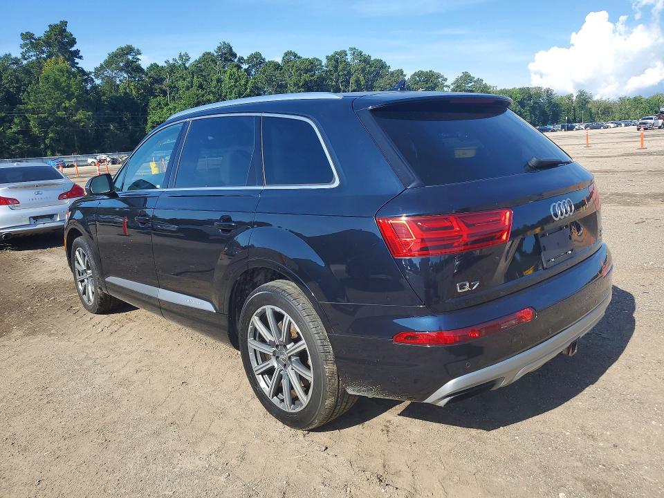 2017 Audi Q7 VIN WA1VAAF77HD057274 COPART salvage auction — MINOR DENT/SCRATCHES, La - Certificate Of Title (P), sold $8,100 on 2026-07-27 (photo 2)