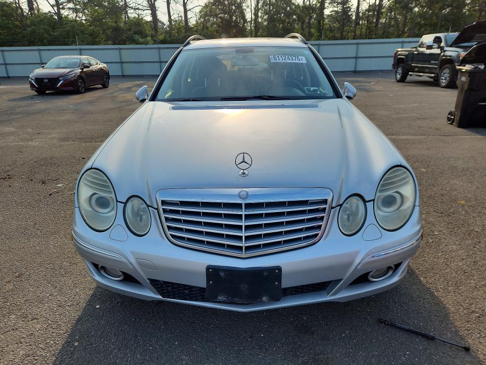 2007 Mercedes-benz E-class VIN WDBUH87XX7B173565 COPART salvage auction — REAR END, NY - MV-907A SALVAGE CERTIFICATE, sold $475 on 2026-07-27 (photo 5)