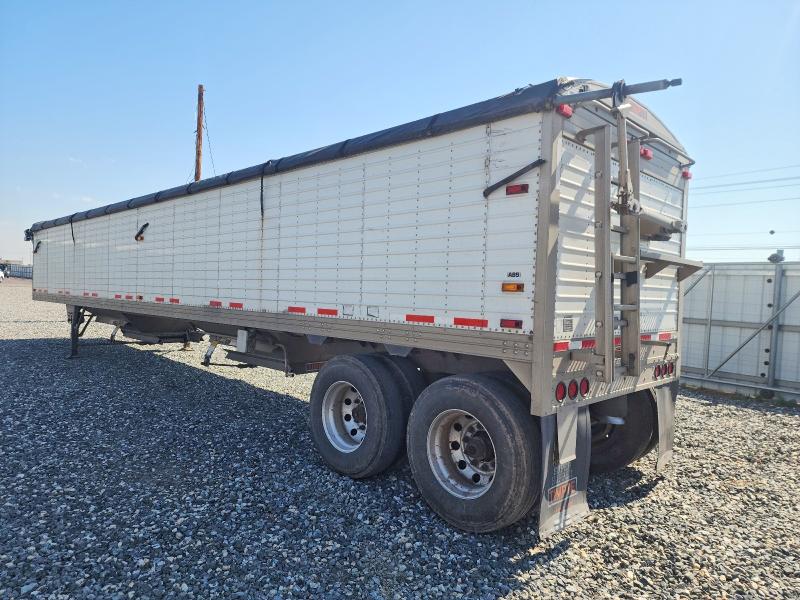 2012 Timpte Grain trailer VIN 1TDH42221CB132274 COPART salvage auction — SIDE, CO - PUBLIC - SALVAGE TITLE (P), sold $12,700 on 2026-08-27 (photo 3)