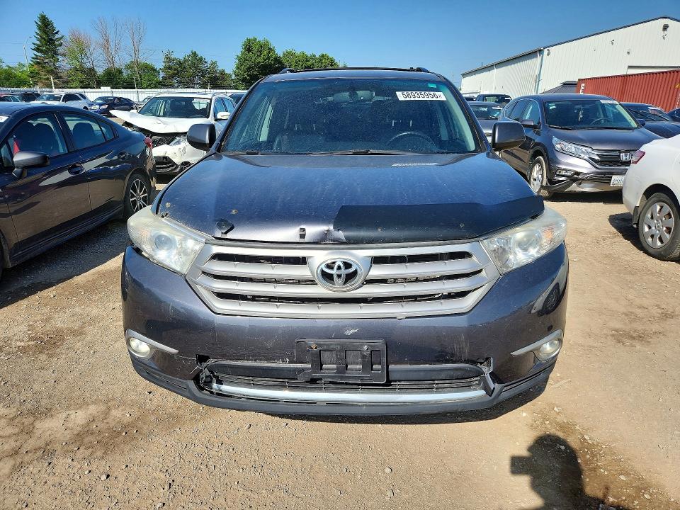 2013 Toyota Highlander VIN 5TDBK3EHXDS240050 COPART salvage auction — FRONT END, ON - PERMIT NO BRAND - UNFIT, sold $875 on 2026-07-21 (photo 5)