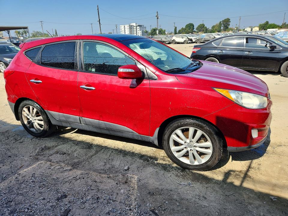 2012 Hyundai Tucson VIN KM8JU3AC9CU358158 COPART salvage auction — MINOR DENT/SCRATCHES, Ca - Dis/Dlr/Exp Only Clean Title, sold $1,100 on 2026-07-27 (photo 4)