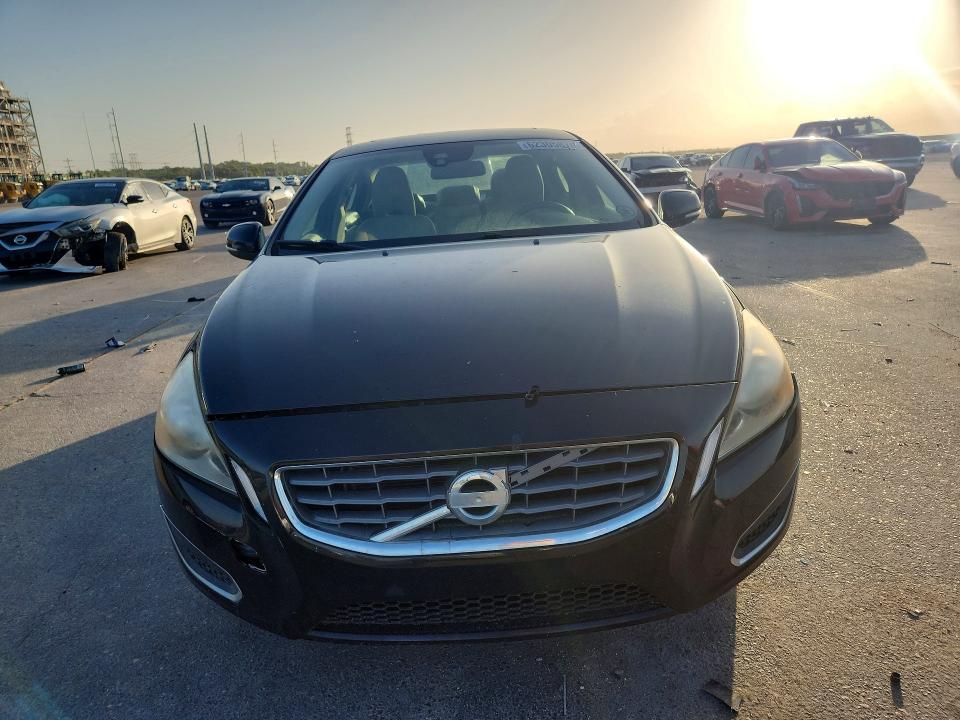 2012 Volvo S60 VIN YV1622FS2C2035697 COPART salvage auction — REAR END, La - Certificate Of Title, sold $475 on 2026-08-05 (photo 5)