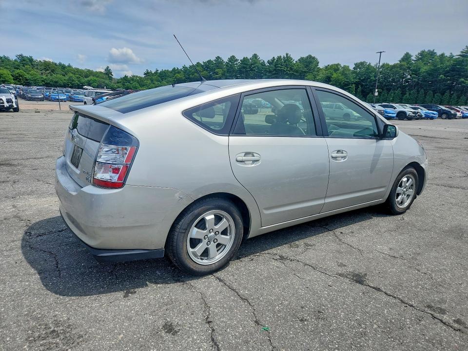 2004 Toyota Prius VIN JTDKB20U440074240 COPART salvage auction — FRONT END, CT - CERT OF TITLE-SALVAGE, sold $325 on 2026-07-21 (photo 3)