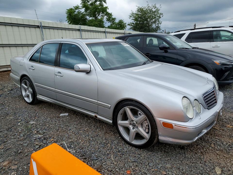 2001 Mercedes-benz E-class VIN WDBJF74J31B309660 COPART salvage auction — MINOR DENT/SCRATCHES, NM - CERT OF TITLE-SALVAGE (P), sold $5,400 on 2026-07-16 (photo 4)