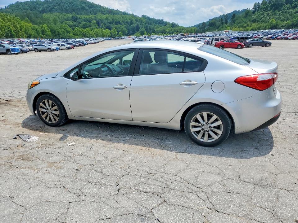2014 Kia Forte VIN KNAFX4A67E5236457 COPART salvage auction — REAR END, Wv - Salvage Certificate, sold $375 on 2026-07-30 (photo 2)