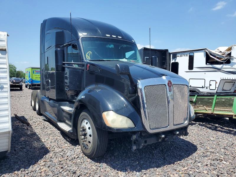 2019 Kenworth Construction VIN 1XKYD49X1KJ242554 — COPART salvage auction photo