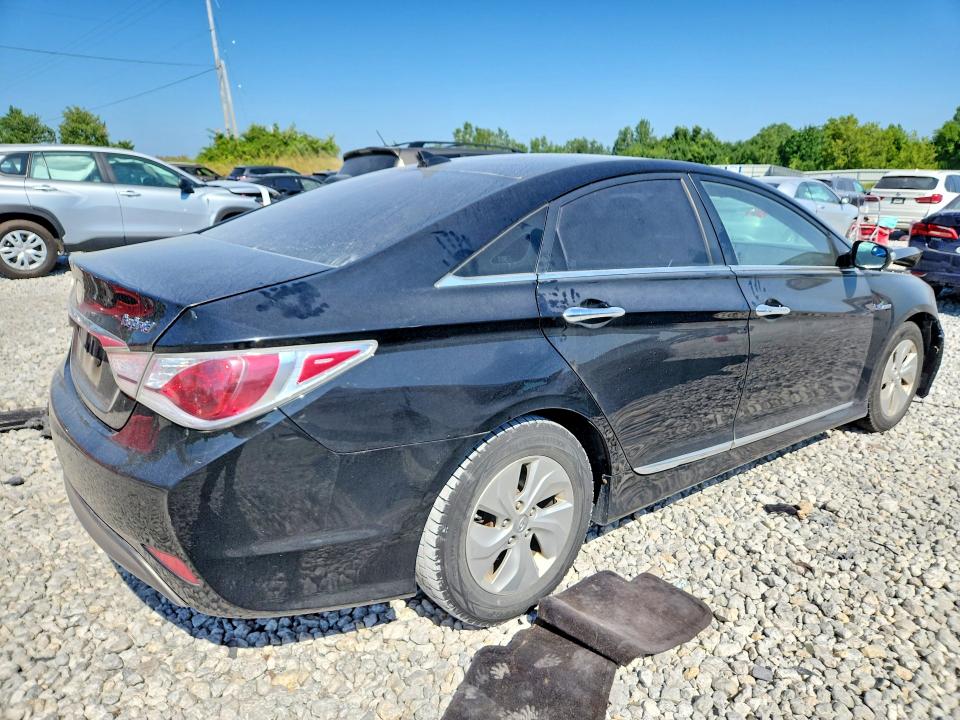 2014 Hyundai Sonata VIN KMHEC4A47EA113849 COPART salvage auction — FRONT END, Mi - Certificate Of Title, sold $200 on 2026-07-16 (photo 3)