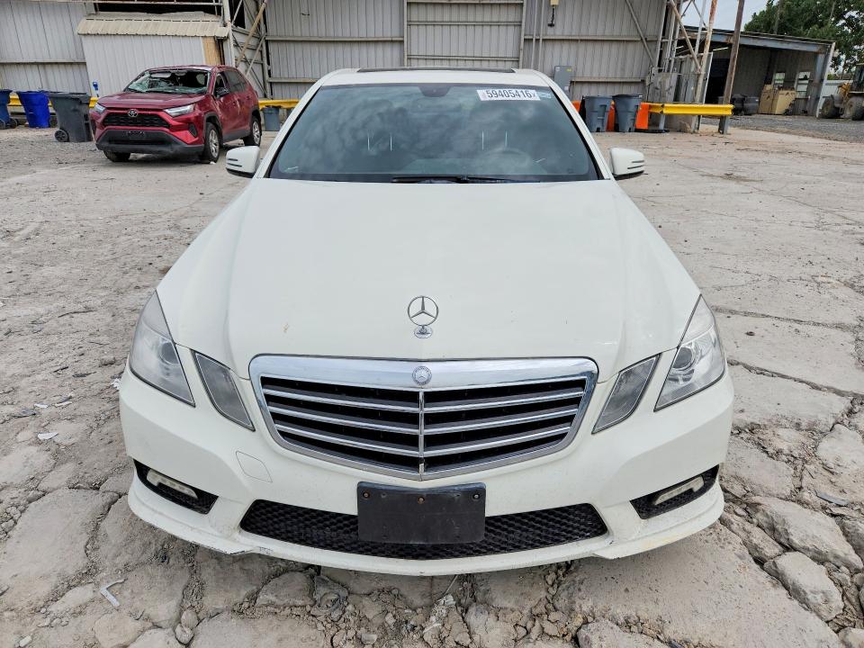 2011 Mercedes-benz E-klasse VIN WDDHF5GB2BA464724 COPART salvage auction — REAR END, TX - CERTIFICATE OF TITLE, sold $525 on 2026-07-28 (photo 5)