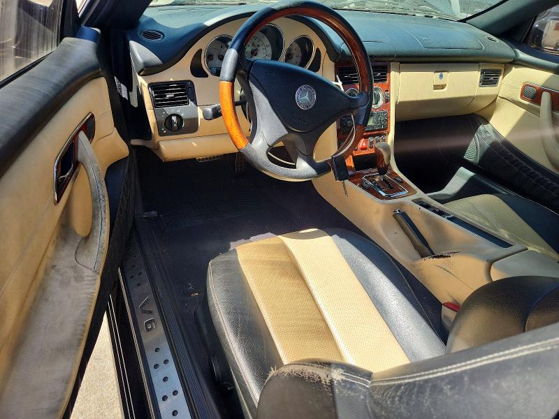 2002 Mercedes-benz Slk-class VIN WDBKK65F82F268442 COPART salvage auction — MINOR DENT/SCRATCHES, CA - DIS/DLR/EXP ONLY CLEAN TITLE, sold $125 on 2026-07-21 (photo 8)