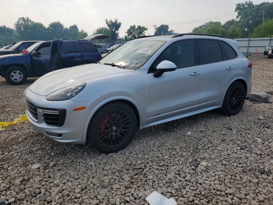 2016 Porsche Cayenne VIN WP1AD2A21GLA72031 COPART salvage auction — MINOR DENT/SCRATCHES, Mt - Certificate Of Title (P), sold $1,550 on 2026-07-22 (photo 1)