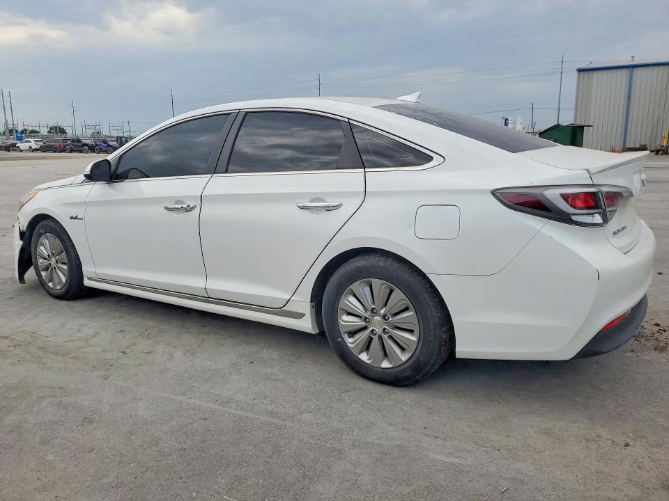 2016 Hyundai Sonata VIN KMHE24L18GA021710 COPART salvage auction — FRONT END, OK - CERTIFICATE OF TITLE (P), sold $2,750 on 2026-07-29 (photo 2)