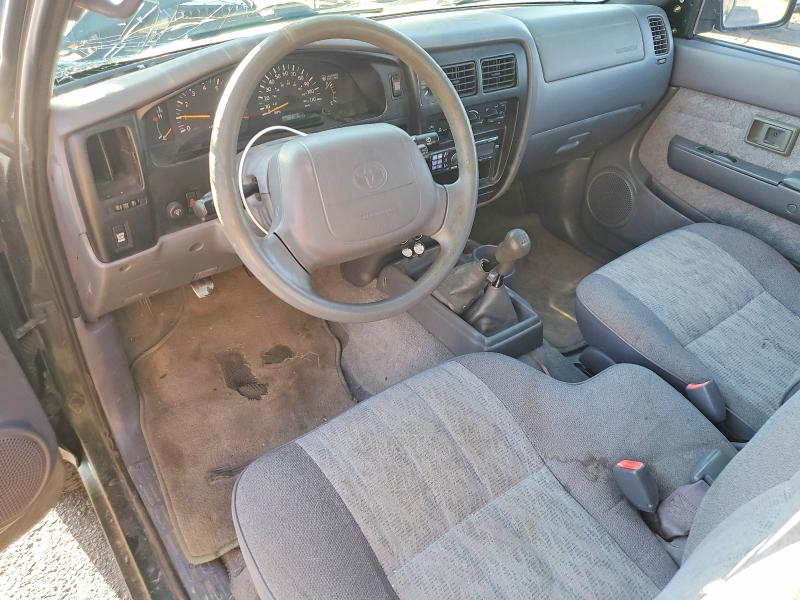 2000 Toyota Tacoma VIN 5TEWN72N3YZ717291 COPART salvage auction — ROLLOVER, CO - PUBLIC - SALVAGE TITLE (P), sold $275 on 2026-07-30 (photo 8)