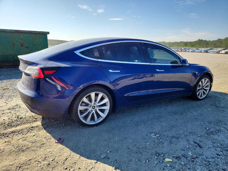 2018 Tesla Model 3 VIN 5YJ3E1EB1JF133867 COPART salvage auction — MINOR DENT/SCRATCHES, Nc - Dealer Only Clean Title (P), sold $7,300 on 2026-08-19 (photo 3)