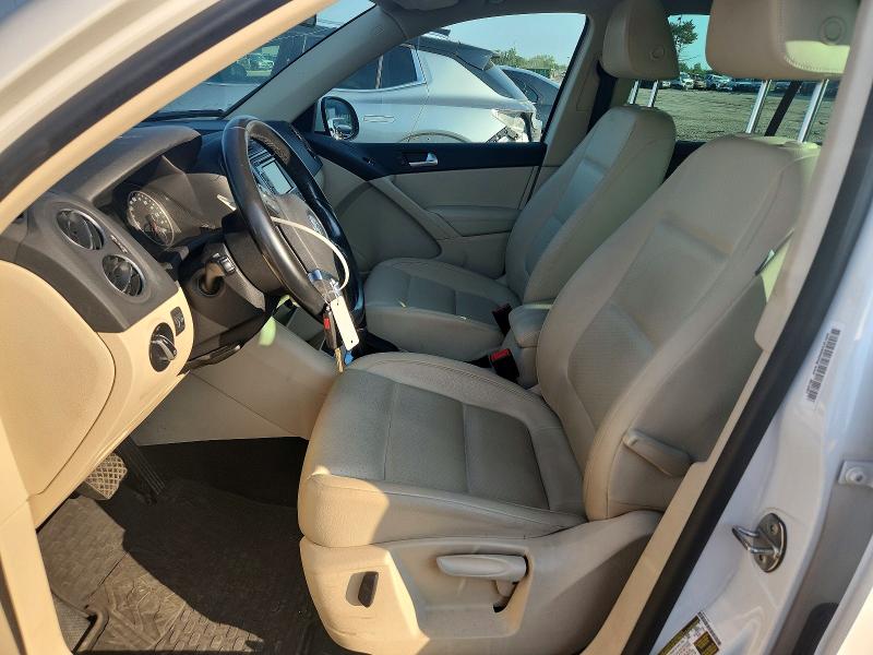 2013 Volkswagen Tiguan VIN WVGAV7AX4DW556403 COPART salvage auction — FRONT END, Il - Certificate Of Title, sold $550 on 2026-08-07 (photo 7)