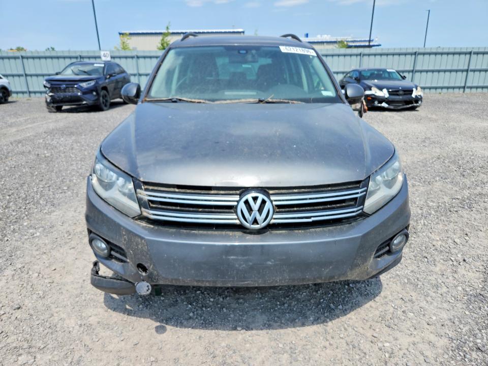 2016 Volkswagen Tiguan VIN WVGJV7AX3GW586304 COPART salvage auction — MECHANICAL, On - Permit No Brand - Unfit, sold $1,200 on 2026-08-04 (photo 5)