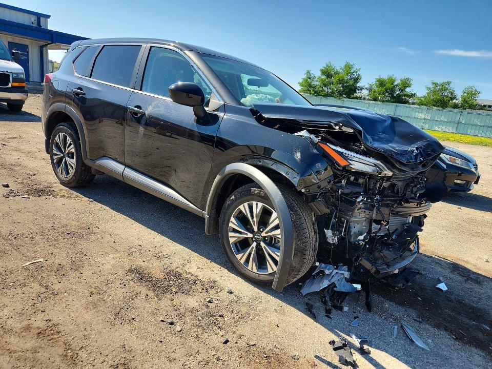 2023 Nissan Rogue VIN JN8BT3BB8PW357972 COPART salvage auction — FRONT END, Wi - Junked Vehicle Bill Of Sale, sold $2,800 on 2026-07-14 (photo 4)