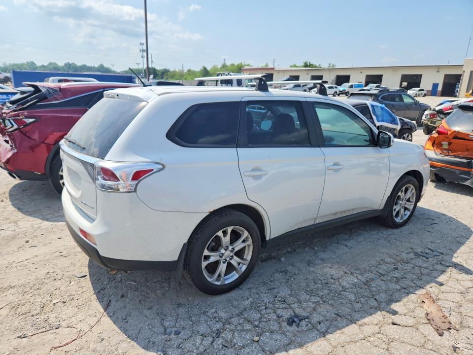 2014 Mitsubishi Outlander VIN JA4AZ3A33EZ002102 COPART salvage auction — MECHANICAL, IL - CERTIFICATE OF TITLE (P), sold $225 on 2026-07-21 (photo 3)