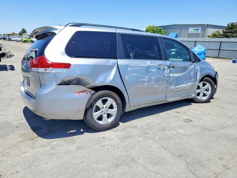 2013 Toyota Sienna VIN 5TDKK3DC0DS313352 COPART salvage auction — SIDE, CA - SALVAGE CERTIFICATE, sold $825 on 2026-07-31 (photo 3)
