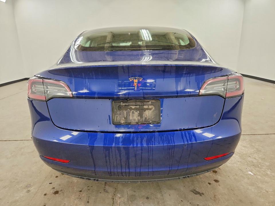 2022 Tesla Model 3 VIN 5YJ3E1EA5NF285728 COPART salvage auction — REAR END, IL - CERTIFICATE OF TITLE, sold $2,100 on 2026-07-27 (photo 6)
