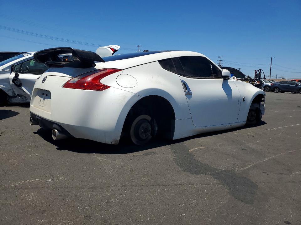 2009 Nissan 370z VIN JN1AZ44E29M411657 COPART salvage auction — STRIPPED, CA - SALVAGE CERTIFICATE, sold $1,300 on 2026-07-15 (photo 3)