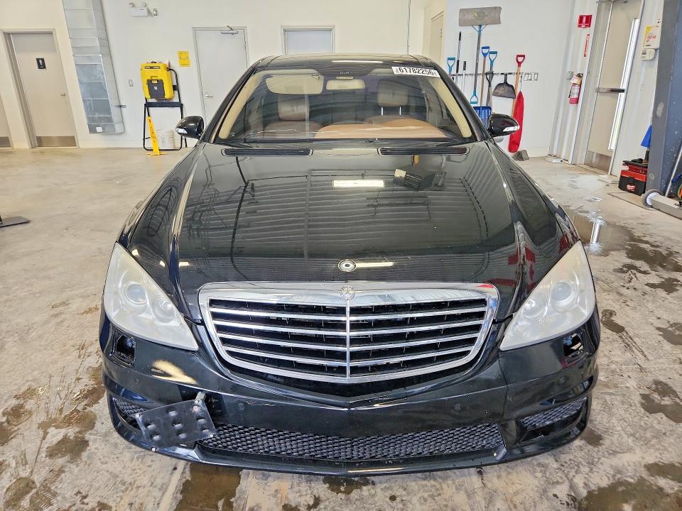 2009 Mercedes-benz S-klasse VIN WDDNG86X29A284720 COPART salvage auction — WATER/FLOOD, On - Permit No Brand - Unfit, sold $250 on 2026-08-11 (photo 5)