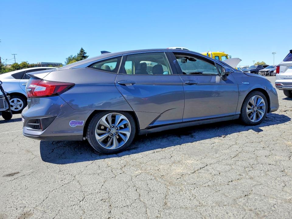 2018 Honda Clarity VIN JHMZC5F13JC018843 COPART salvage auction — FRONT END, Ca - Salvage Certificate, sold $2,350 on 2026-07-24 (photo 3)