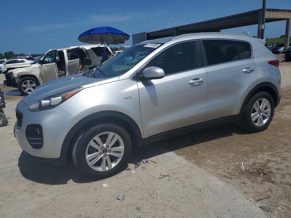 2018 Kia Sportage VIN KNDPMCAC5J7446196 COPART salvage auction — MINOR DENT/SCRATCHES, Fl - Certificate Of Title, sold $3,000 on 2026-07-28 (photo 1)