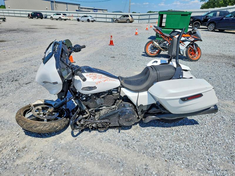 2024 Harley-davidson Flhx VIN 1HD1KB71XRB647403 COPART salvage auction — FRONT END, Nc - Salvage Certificate Of Title, sold $7,500 on 2026-10-01 (photo 3)