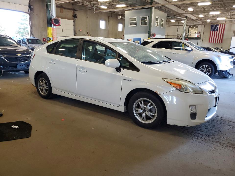 2011 Toyota Prius VIN JTDKN3DU2B0262968 COPART salvage auction — REAR END, Mn - Certificate Of Title, sold $2,004 on 2026-07-16 (photo 4)